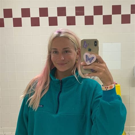 New Hot Sexy Lydia Keating Bikini Pics