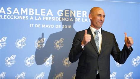 Presidente de la RFEF Luis Rubiales renunciará tras escándalo por