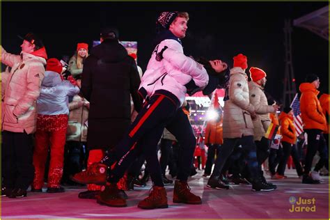 Figure Skaters Madison Chock & Evan Bates Share Sweet Dance During Olympic Closing Ceremonies ...