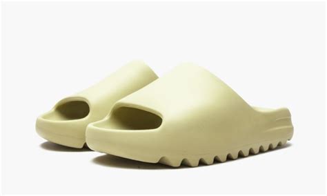 Yeezys Slide Desert Sand” Yeezys Official