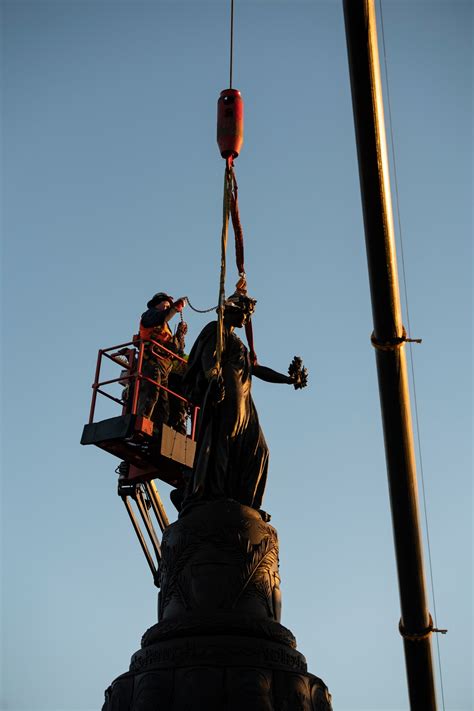 DVIDS - Images - Confederate Memorial Removal [Image 19 of 28]