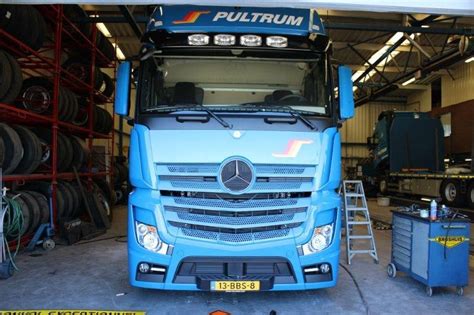 Acryl Sonnenblende Mercedes Actros MP4 Big Giga Space Truck Accessoires