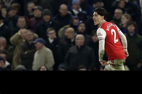 Arsenal Akan Manfaatkan Bellerin Untuk Comot Bek Barcelona Ini Bola Net