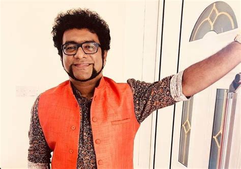 Haricharan Wiki, Biography, Age, Songs List, Family, Images - News Bugz