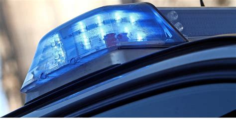 Frohburg Polizei Stoppt Jugendlichen Moped Fahrer