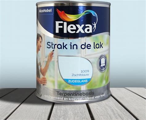 Flexa Strak In De Lak Zijdeglans Zachtblauw 0 75 Liter Bol