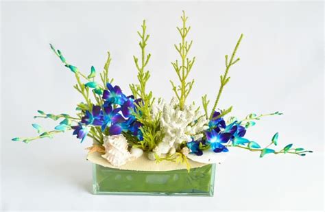 18 Gorgeous Beach Wedding Centerpieces