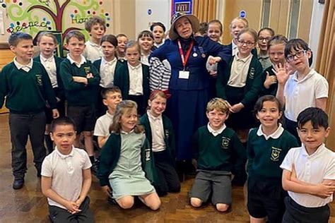 Historical Figure Visits Bognor Primary School