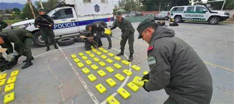 Hallaron Más De 400 Kilos De Cocaína En Una Camioneta De La Policía De