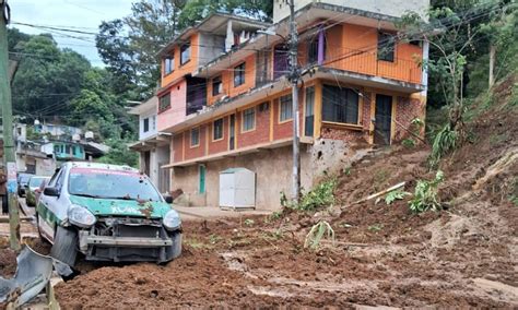 Xalapa Frente Frío 6 provoca deslave de cerro este 15 de octubre