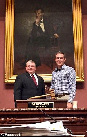 Republican Lawmaker Resigns After Having Sex With Interns Daily Mail Online