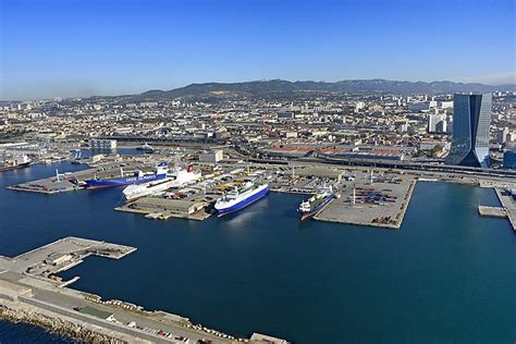 Vues aériennes du Port de Commerce de Marseille PAF