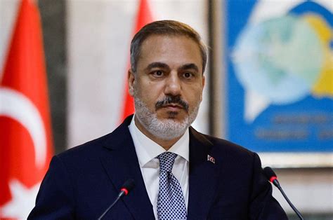 Yerevan Baku Close To Peace Deal Says Turkish Foreign Minister