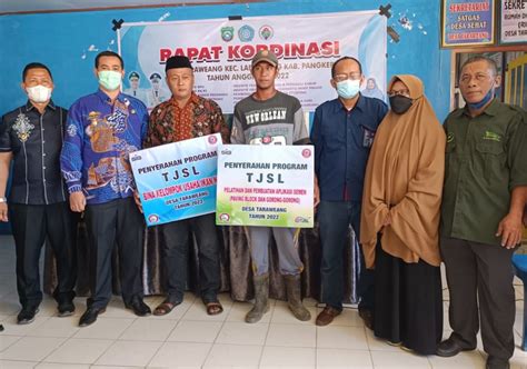 Dukung Program Pemberdayaan Masyarakat Pt Semen Tonasa Serahkan