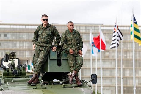 Reforma Dos Militares Quem Mais Vai Ganhar Aumento E Gratifica Es