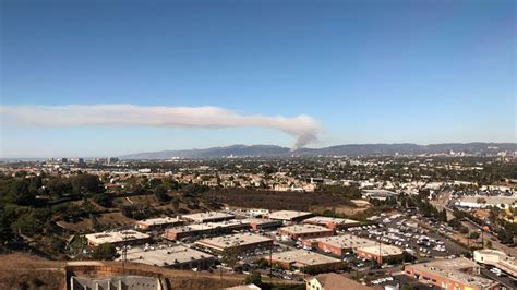 Photos Pacific Palisades Brush Fire Threatens Hillside Homes Abc7