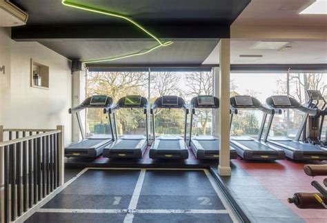 Park View Health Clubs Finchley London N3 Hussle