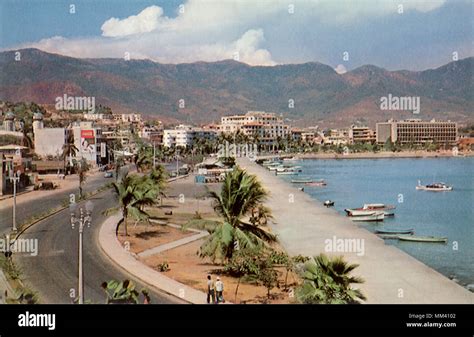 Malecon. Acapulco. 1960 Stock Photo - Alamy