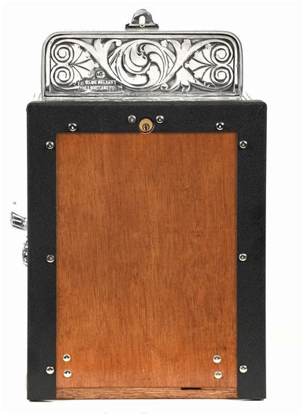 Lot Detail CAILLE BROS SUPERIOR NUDE FRONT SLOT MACHINE