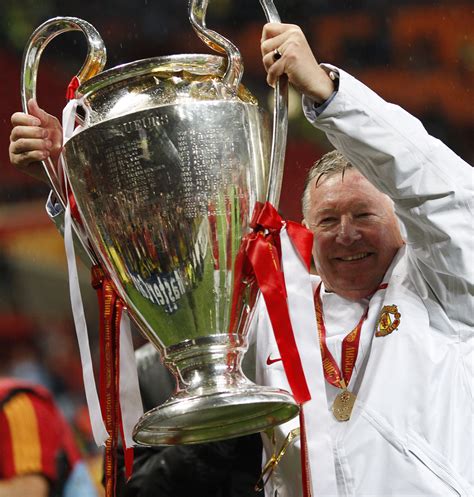 Sir Alex Ferguson Retires After 26 Years News In Images Emirates247