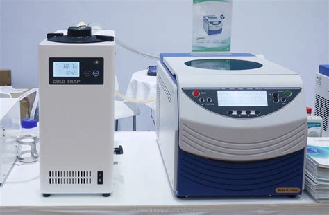 Automatic Vacuum Centrifugal Concentrator 2000rpm Centrifuge Dna Vacuum