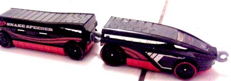Social Hot Wheels Hot Wheels Rapid Transit Snake Speeder