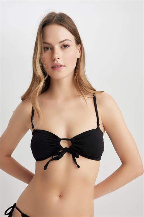 Siyah Kadın Fall in Love Regular Fit Bikini Üstü 2823074 DeFacto