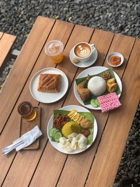 Cafe Estetik Di Belakang Mall Pvj Bandung Review Putri Lestari Di