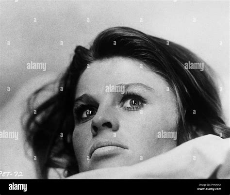 List 98 Pictures 1968 Julie Christie Movie Set In San Francisco Sharp