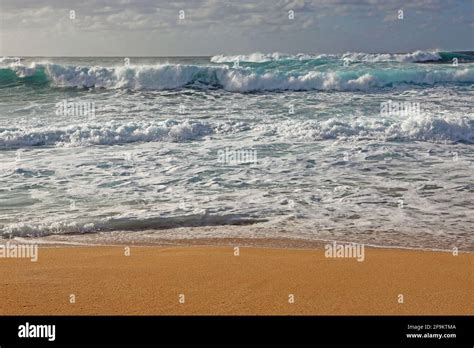 Waves Of North Shore Oahu Hawaii Stock Photo Alamy