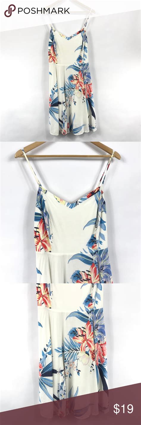 Old Navy Floral Spaghetti Strap Dress Floral Spaghetti Strap Dress