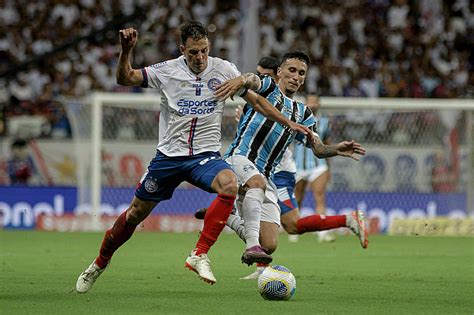 Bahia Vence O Gr Mio E Dorme No G Do Campeonato Brasileiro Ligado