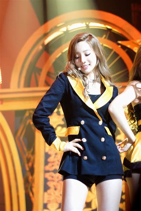 Browse TaeTiSeo S Pictures From Their Holler Comeback At M Countdown