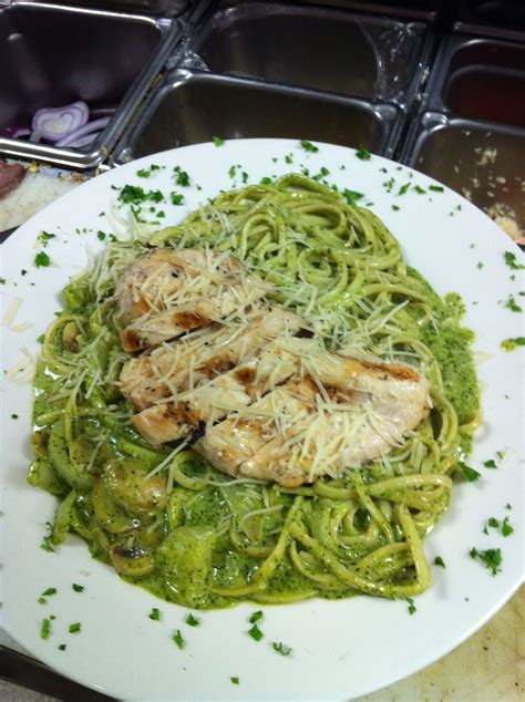 Chicken Fettuccine With Basil Pesto Cream Sauce