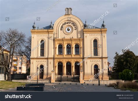 Synagogue Outside