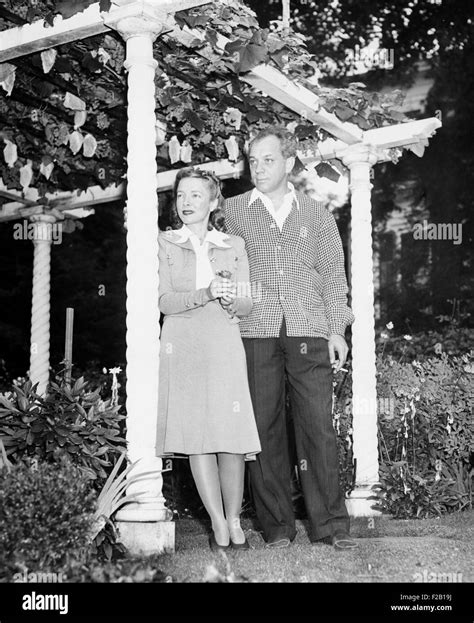 Helen Hayes and her husband Charles McArthur, ca. Sept. 1940. MacArthur ...