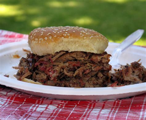 Ode To The Chopped Brisket Sandwich Texas Bbq Posse