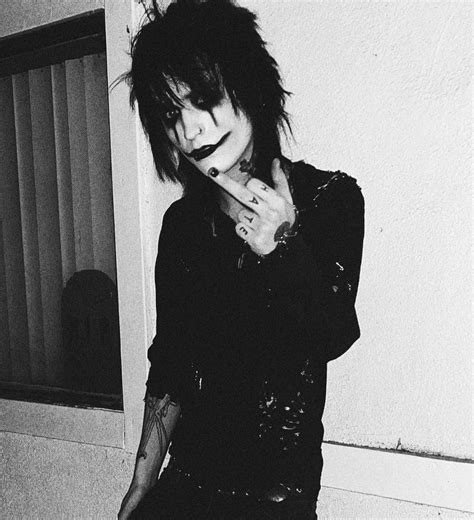 Johnnie Guilbert Johnnie Guilbert Hot Emo Guys Perfect People