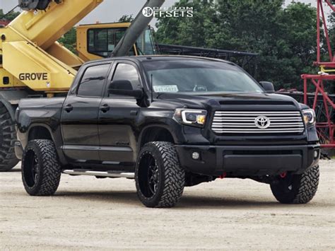 2017 Toyota Tundra With 22x12 44 Rbp 71r And 33 12 5r22 Fury Offroad Country Hunter Mtii And