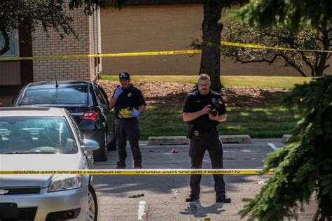 5 People Shot Early Sunday Outside Apartment Complex In South Lansing