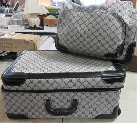 Lot - Ralph Lauren Luggage Set