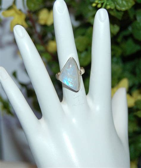 Bague Pierre De Lune Arc En Ciel Taille 6 Aqua Blue Cabochon Flash