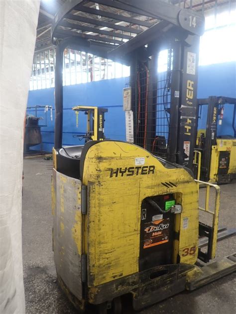 Used Hyster Hyster N35zdr 16 5 Electric Reach Lift Hgr Industrial