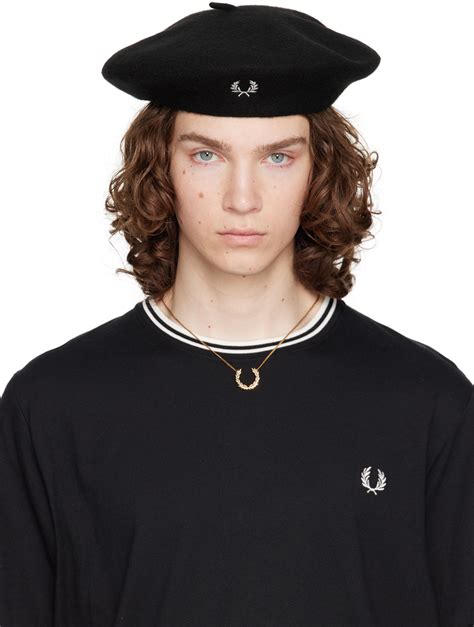 Fred Perry Gold Laurel Wreath Necklace Fred Perry