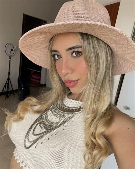 M Emilia Gomez - Bio, Age, Height, Wiki | Models Biography