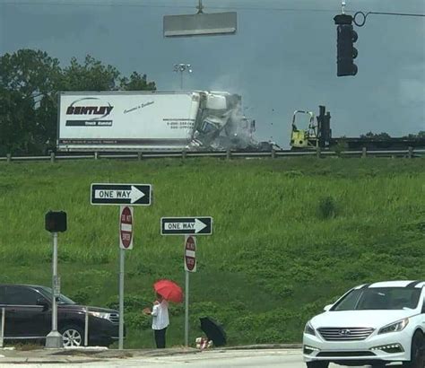 Ocala Post Fhp Alert Fatal Crash I 75 Northbound Lanes Closed