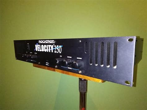 Rocktron Velocity 250 1980 Black Reverb