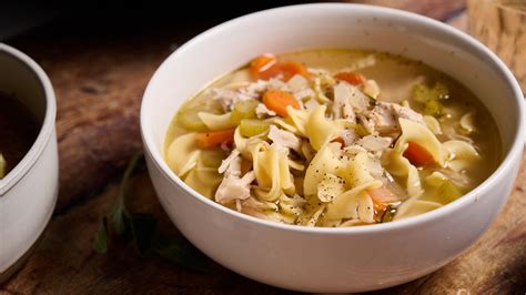 Classic Slow Cooker Chicken Noodle Soup Recipe