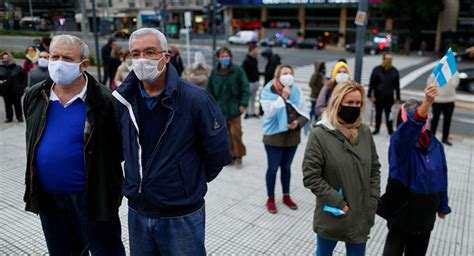 Argentina La Pandemia Continúa Y Se Agrava La Emergencia Social