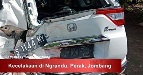 Kecelakaan Beruntun Truk Tronton Di Jombang Hantam Pengendara Di